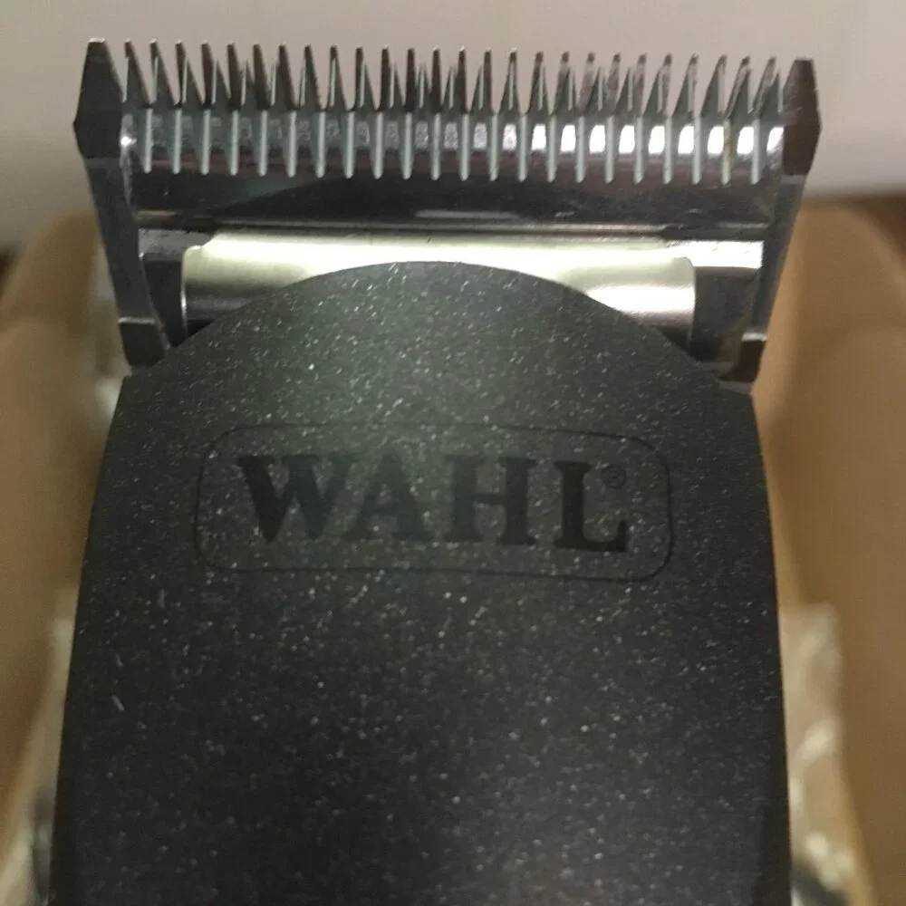 Wahl KM5 - 2 Speed Brushless Motor Dog Cat Clippers With # 30 Blade